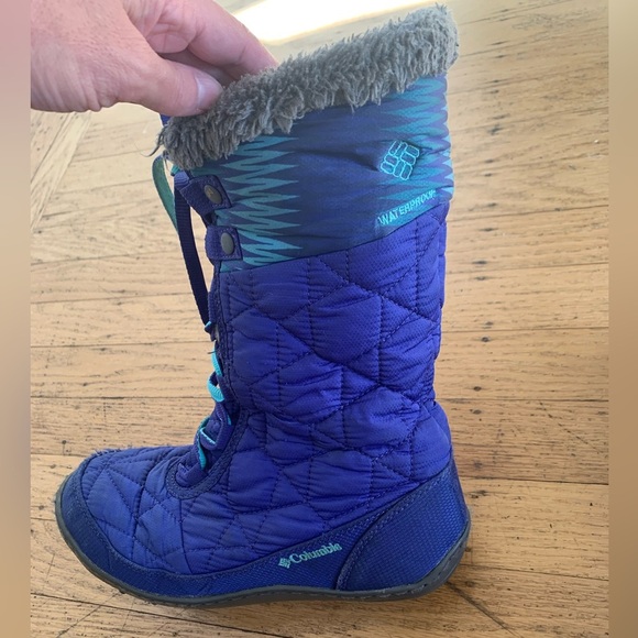 Columbia snow boots with Omni-heat liner great for winter big girl’s size 5 - Picture 2 of 11